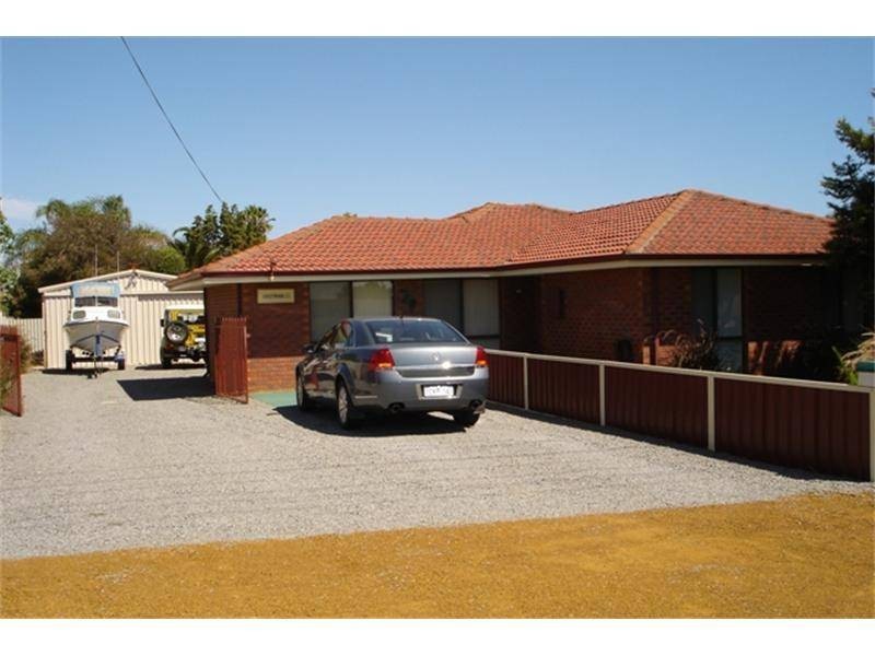 210 Chapman Valley Road, Waggrakine WA 6530