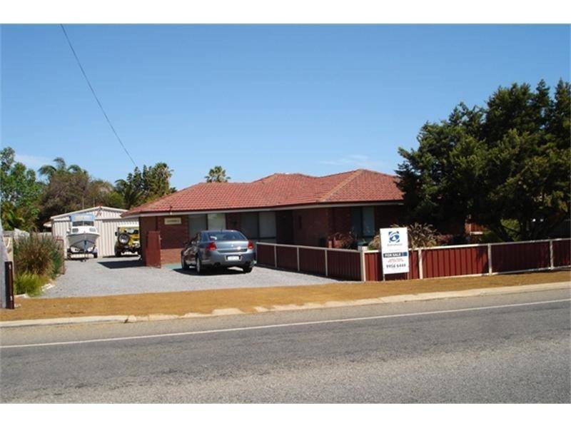 210 Chapman Valley Road, Waggrakine WA 6530