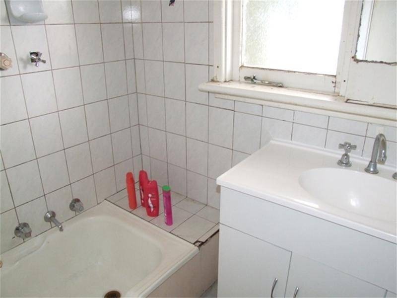 9 Cleopatra Road, Utakarra WA 6530