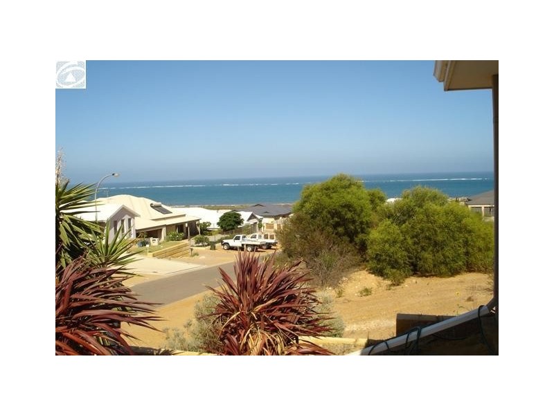 9 Jackson Loop, Wandina WA 6530