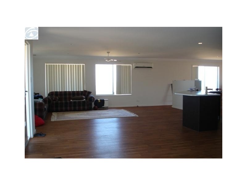 9 Jackson Loop, Wandina WA 6530