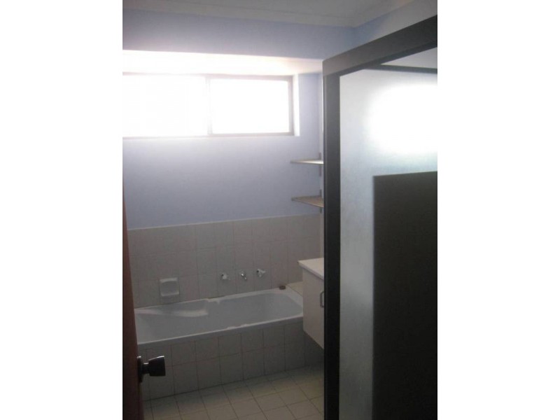 33 Kultown Drive, Waggrakine WA 6530