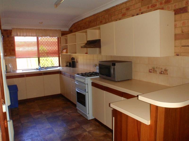 B/3 Morris Street, Bluff Point WA 6530