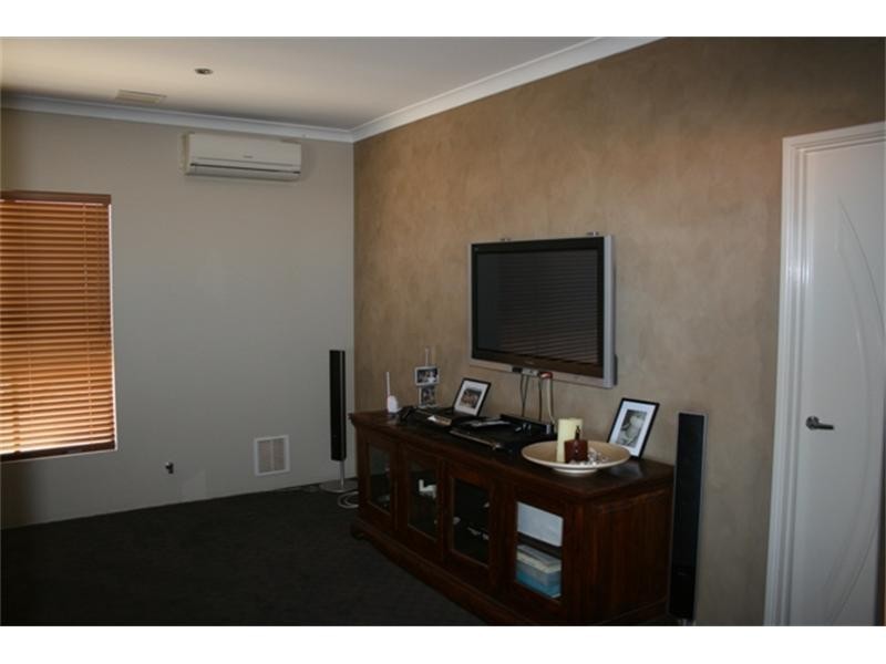 21 Wallabi Drive, Wandina WA 6530