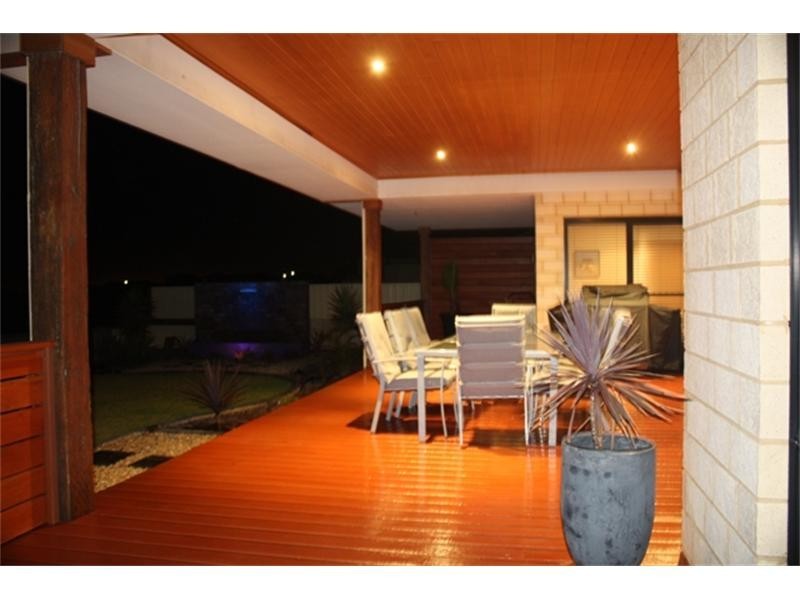 21 Wallabi Drive, Wandina WA 6530