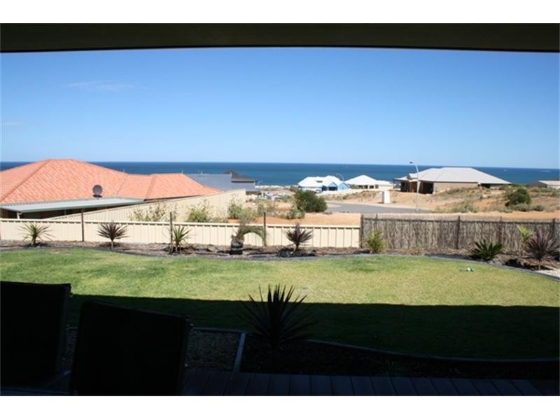 21 Wallabi Drive, Wandina WA 6530