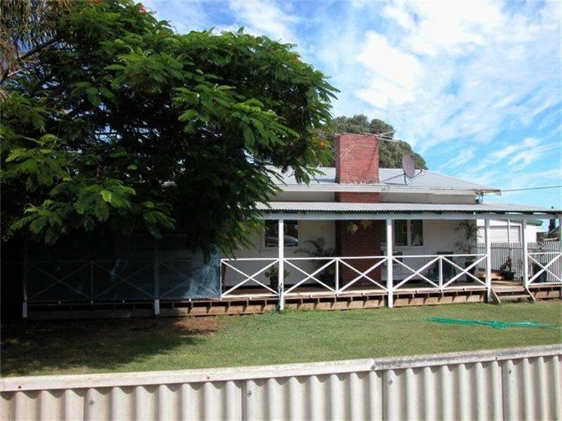 24 Cassia Street, Rangeway WA 6530