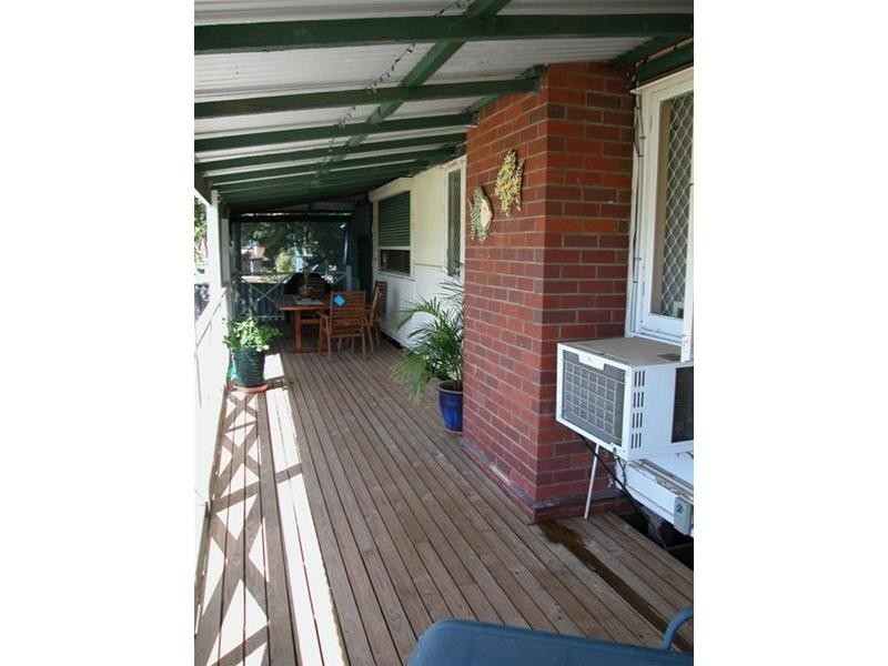 24 Cassia Street, Rangeway WA 6530