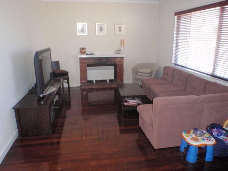 39 Whitfield Street, Beachlands WA 6530