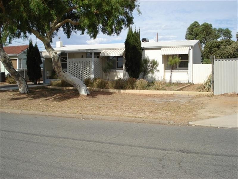 22 Albert Street, Geraldton WA 6530