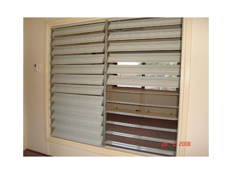 13 Main Street, Meekatharra WA 6642