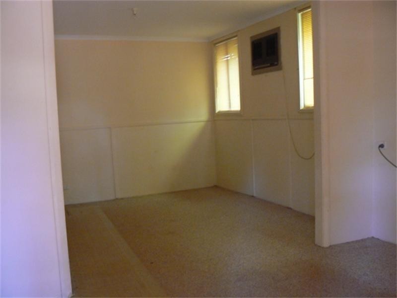 54 Watson Street, Mount Magnet WA 6638