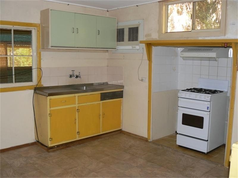 54 Watson Street, Mount Magnet WA 6638