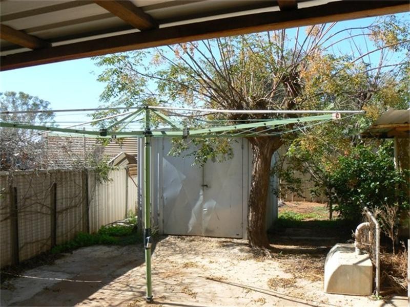 54 Watson Street, Mount Magnet WA 6638