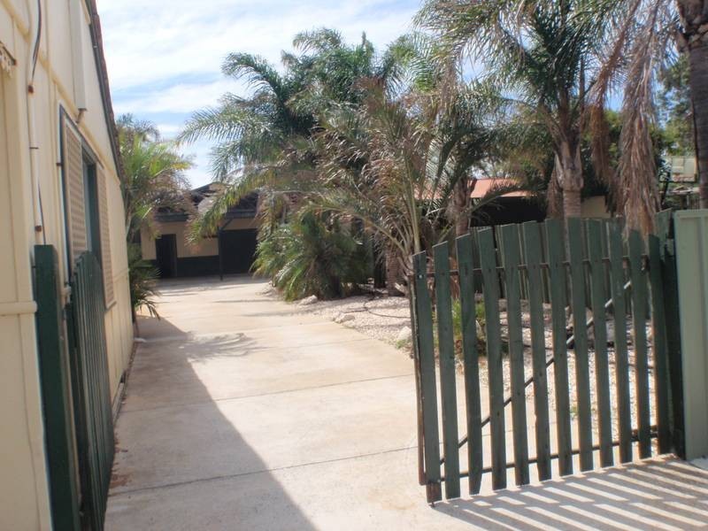 237 Fourth Street, Wonthella WA 6530