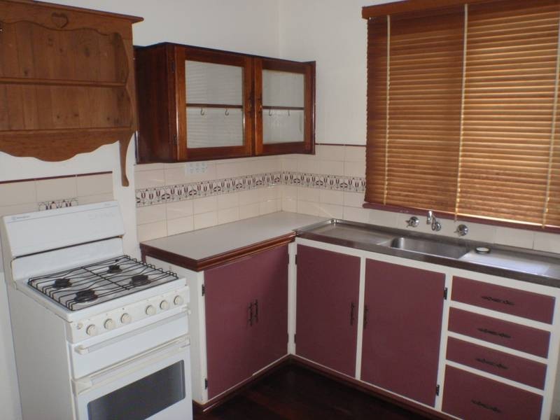 237 Fourth Street, Wonthella WA 6530