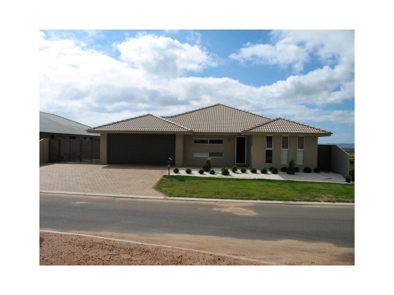 13 Piave Street, Wandina WA 6530