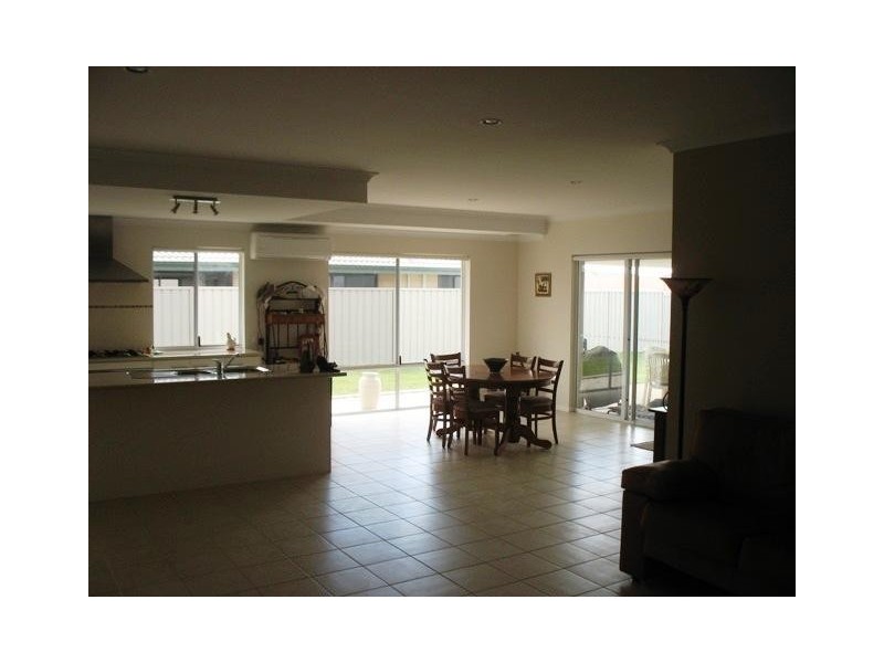 13 Piave Street, Wandina WA 6530