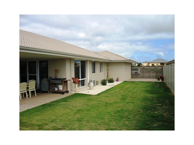 13 Piave Street, Wandina WA 6530