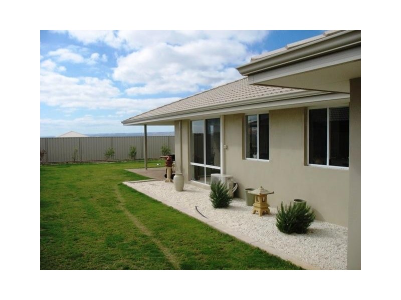 13 Piave Street, Wandina WA 6530