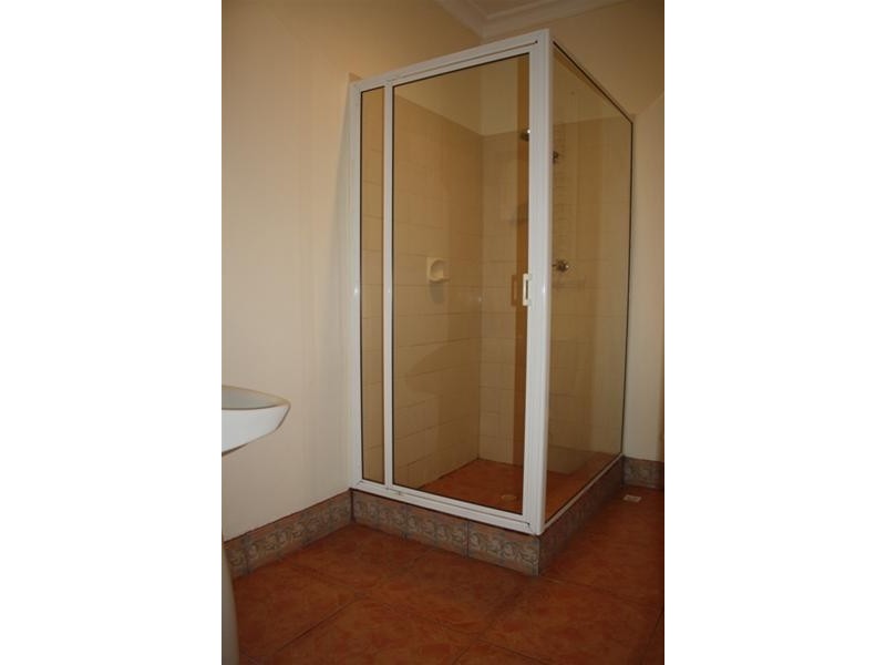 247 Third Street, Wonthella WA 6530