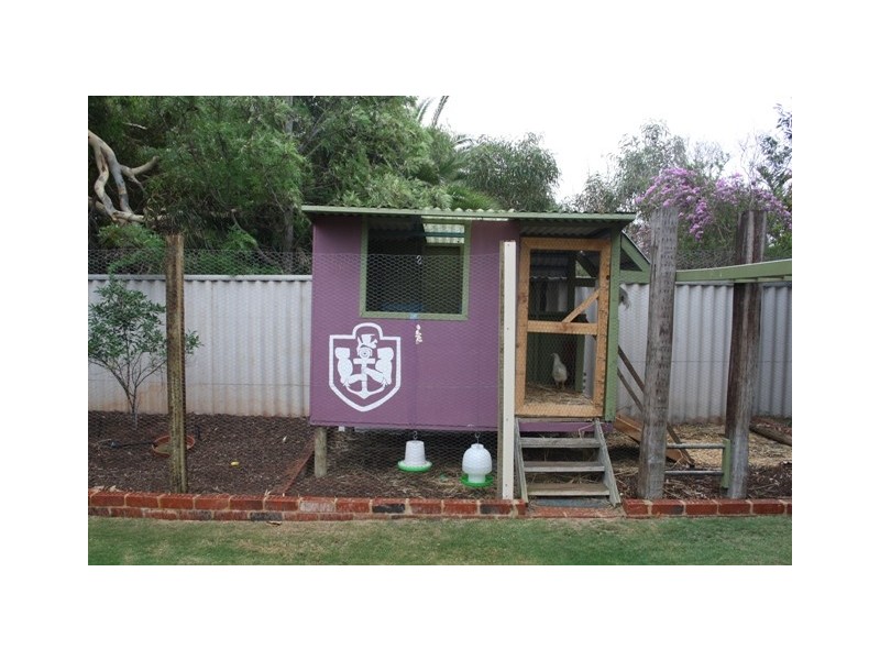 247 Third Street, Wonthella WA 6530