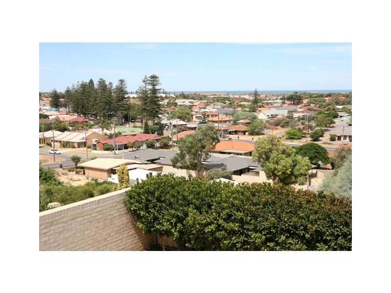 82 Brede Street, Geraldton WA 6530