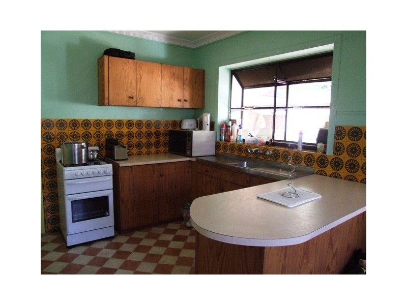 38 Wittenoom Street, Geraldton WA 6530