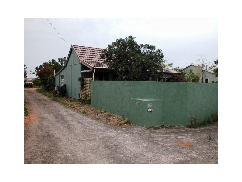 243 Third Street, Wonthella WA 6530