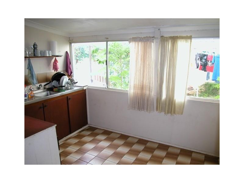 243 Third Street, Wonthella WA 6530