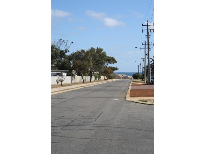 27 Bosley Street, Sunset Beach WA 6530