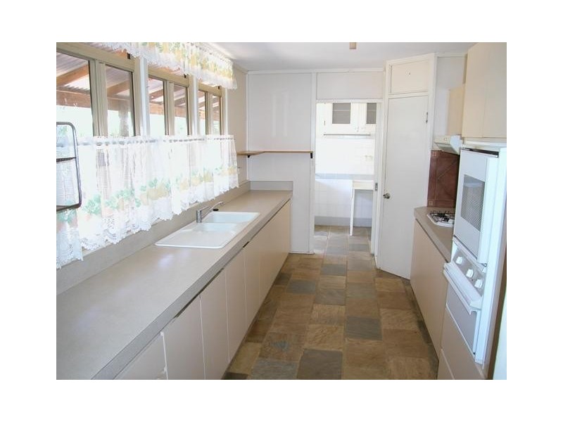 51 Eakins Crescent, Wandina WA 6530