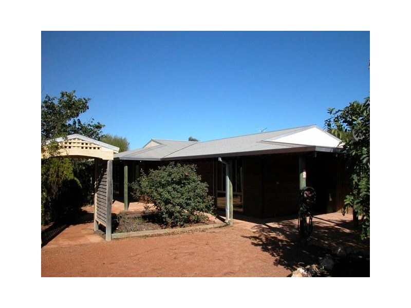 51 Eakins Crescent, Wandina WA 6530