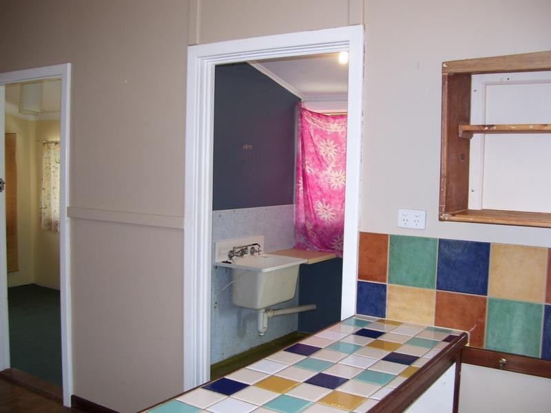 213 Evans Street, Beachlands WA 6530