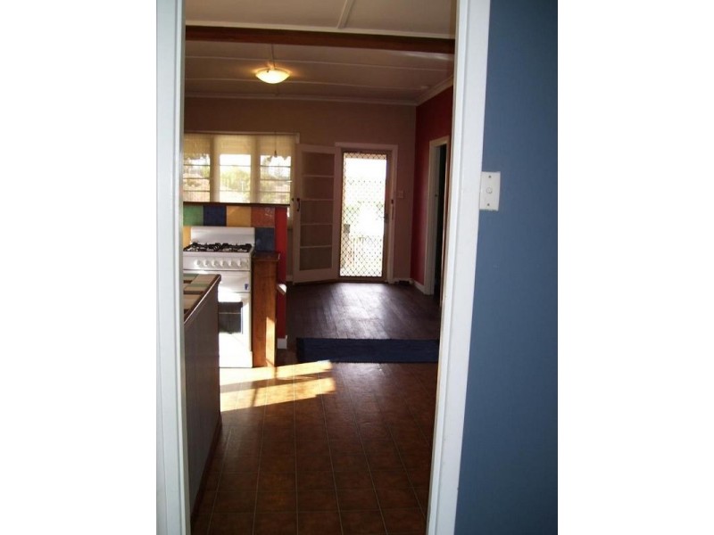 213 Evans Street, Beachlands WA 6530