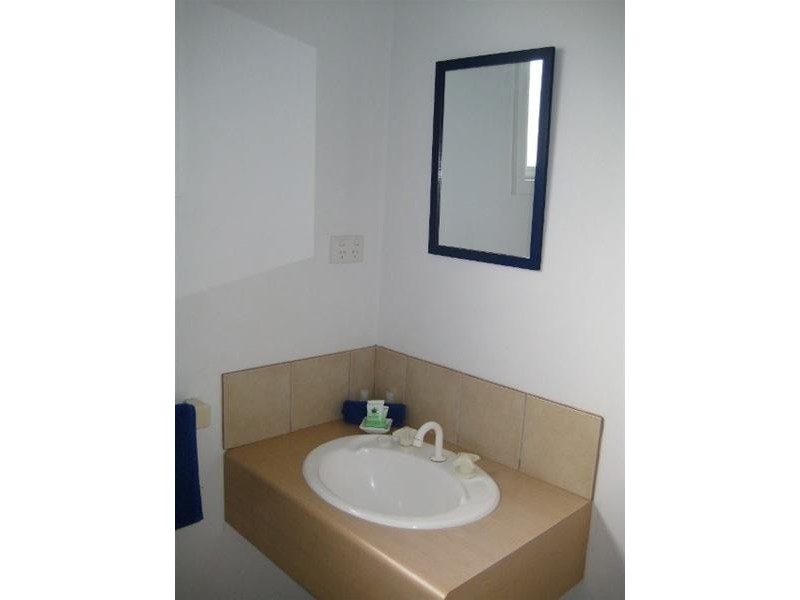 6/117 Knight Terrace, Denham WA 6537