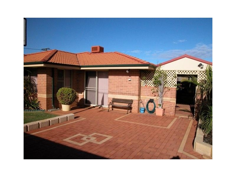 82 McAleer Drive, Mahomets Flats WA 6530