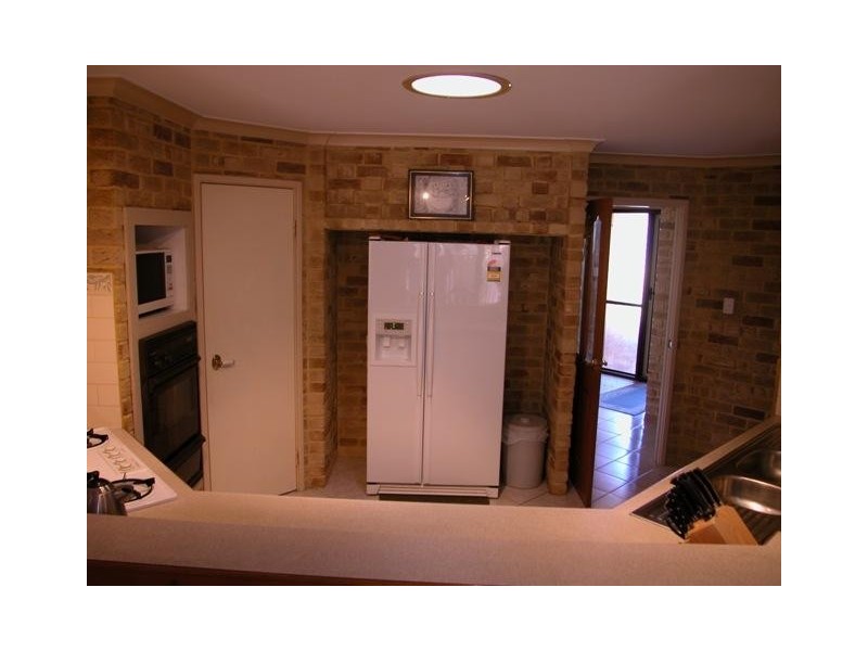 82 McAleer Drive, Mahomets Flats WA 6530