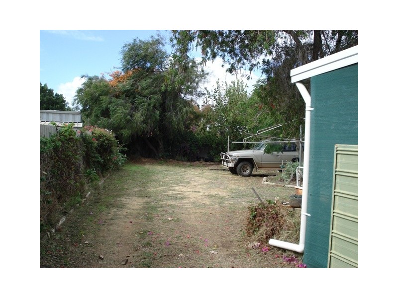 12 Beattie Road, Waggrakine WA 6530