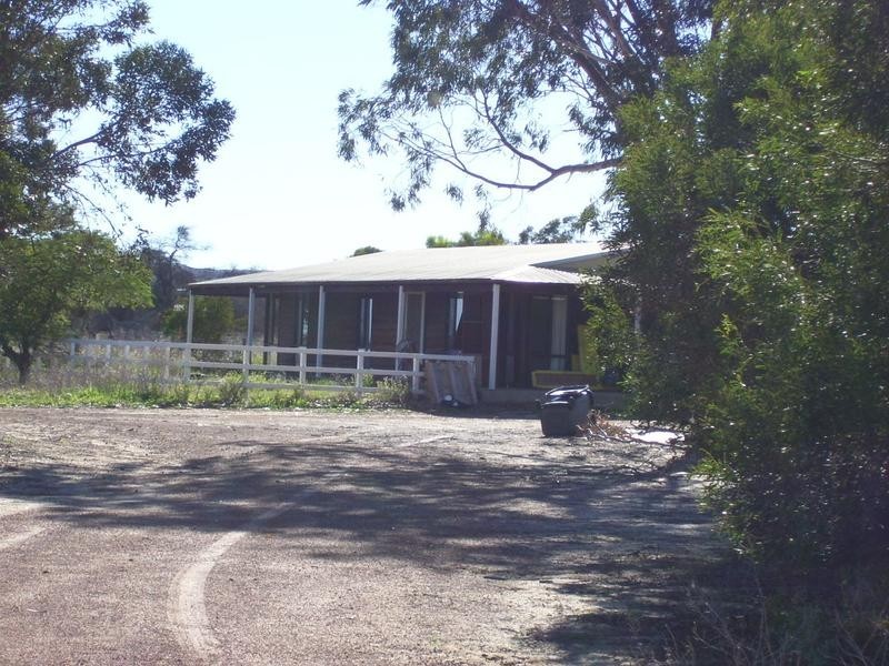 37 Constantine Road, Waggrakine WA 6530