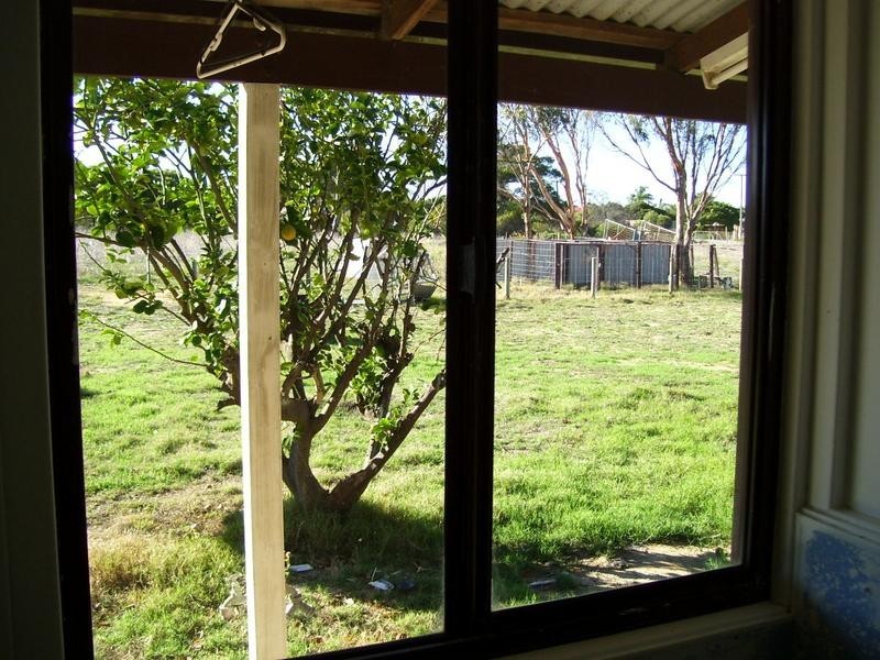 37 Constantine Road, Waggrakine WA 6530