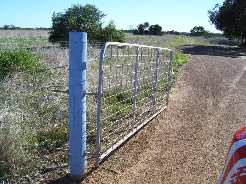 37 Constantine Road, Waggrakine WA 6530