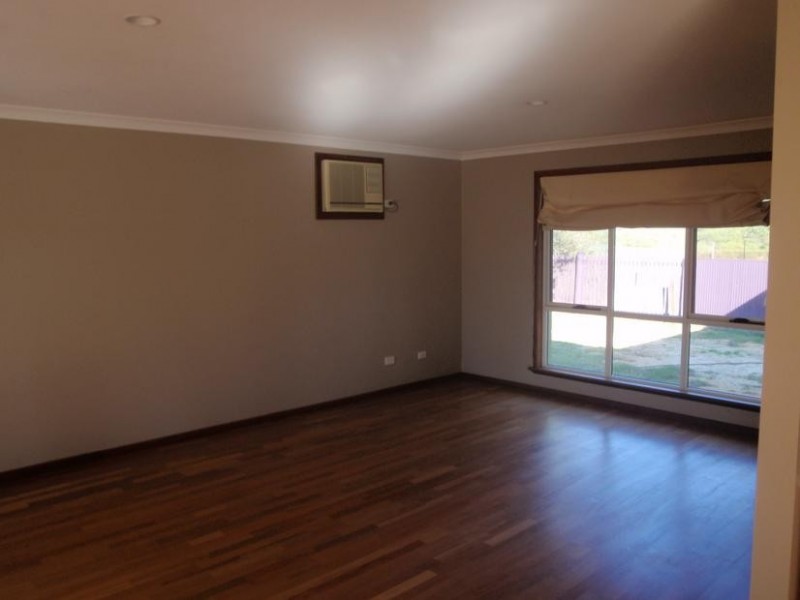 872 Chapman Road, Glenfield WA 6532