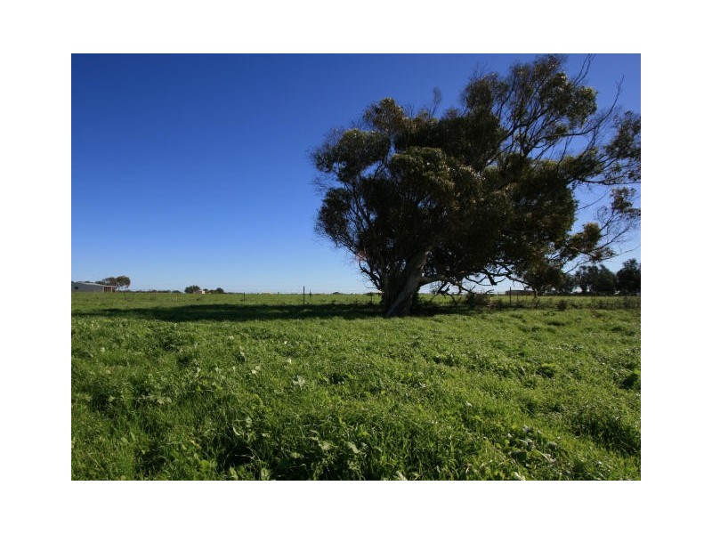 284 Sadler Way, Deepdale WA 6532