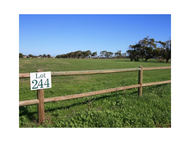 284 Sadler Way, Deepdale WA 6532