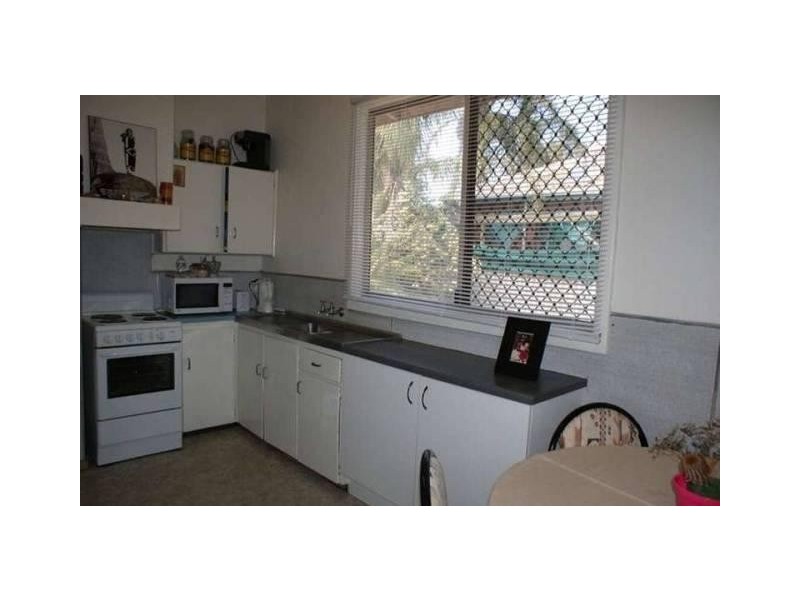 17 Diosma Street, Rangeway WA 6530