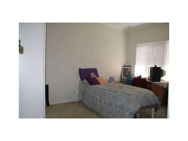 17 Diosma Street, Rangeway WA 6530