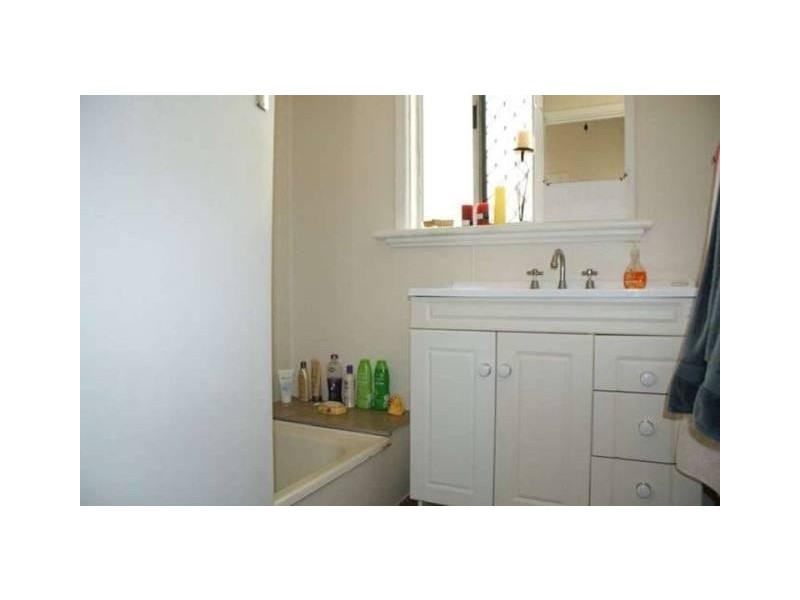 17 Diosma Street, Rangeway WA 6530