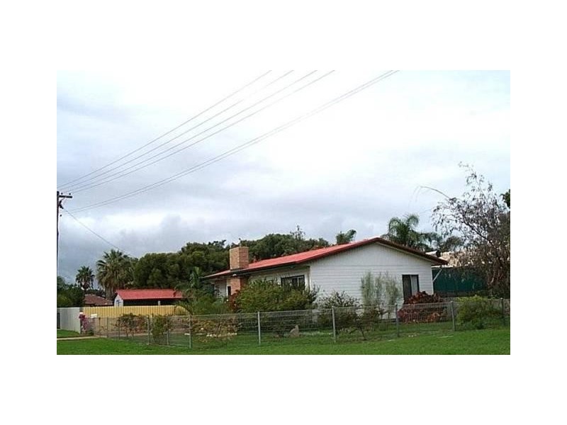 17 Diosma Street, Rangeway WA 6530