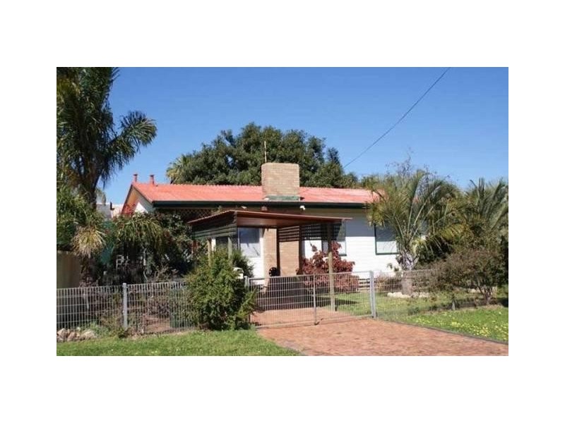 17 Diosma Street, Rangeway WA 6530